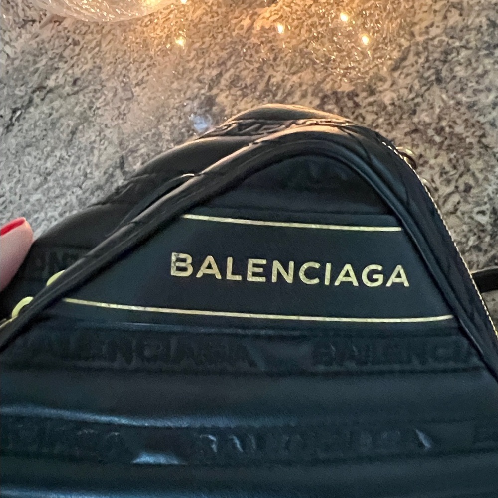 Balenciaga Blanket Reporter Crossbody Bag - Picture 2 of 10